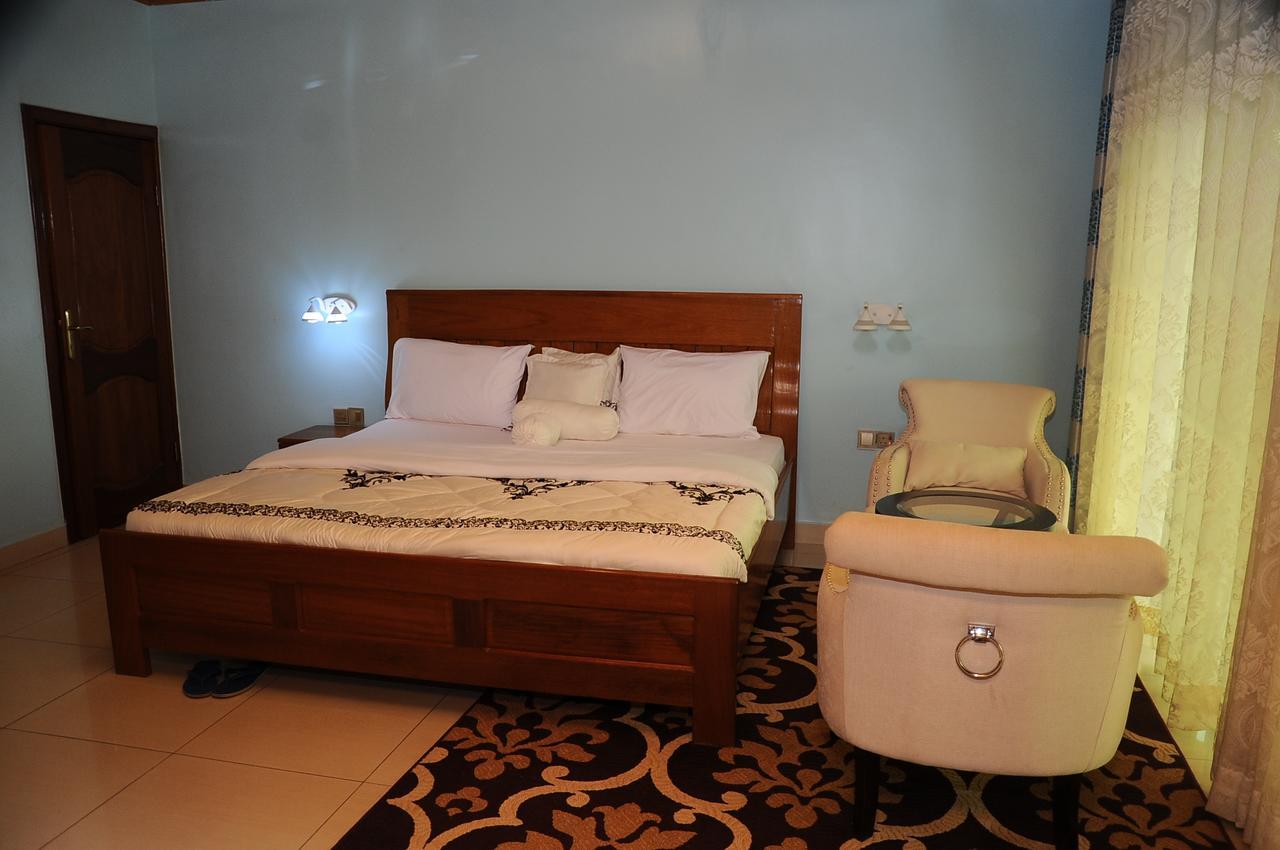 Modern Villa Hotel Kigali Exterior photo